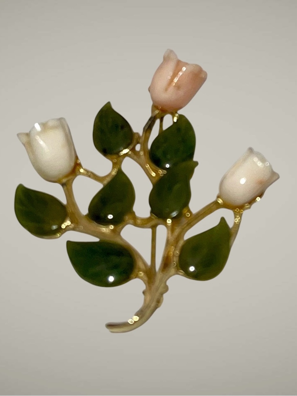 Vintage Swoboda Unsigned Carved Angel Skin Coral & Nephrite Jade Floral Brooch